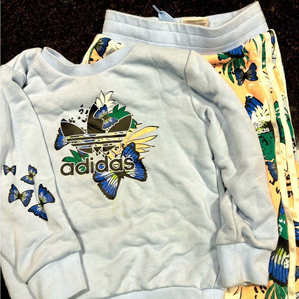 Adidas Sweatsuit Set